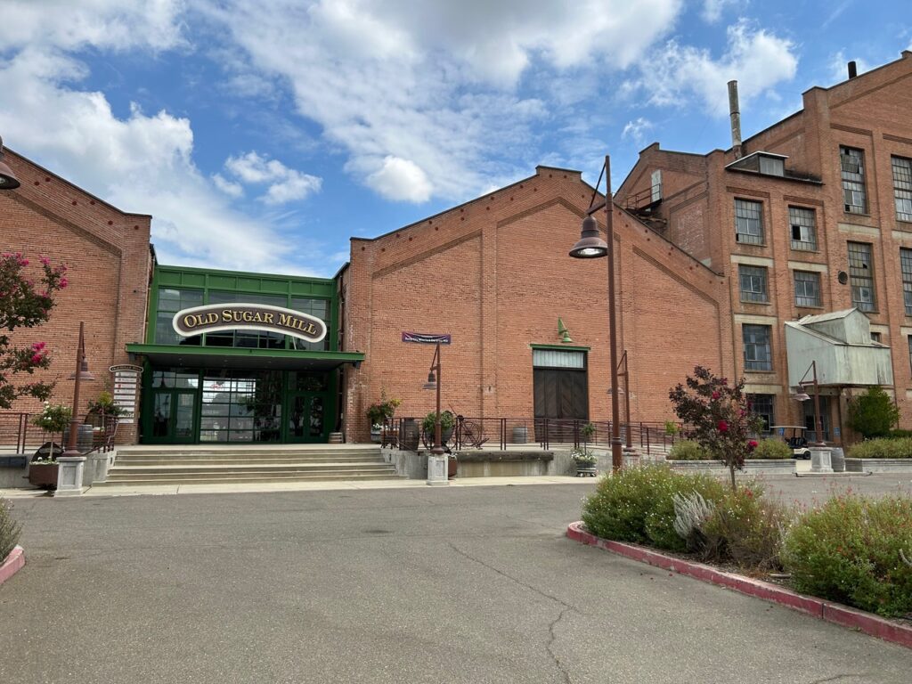 The entrance of Old Sugar Mill, a preferred vendor of VinoBocce